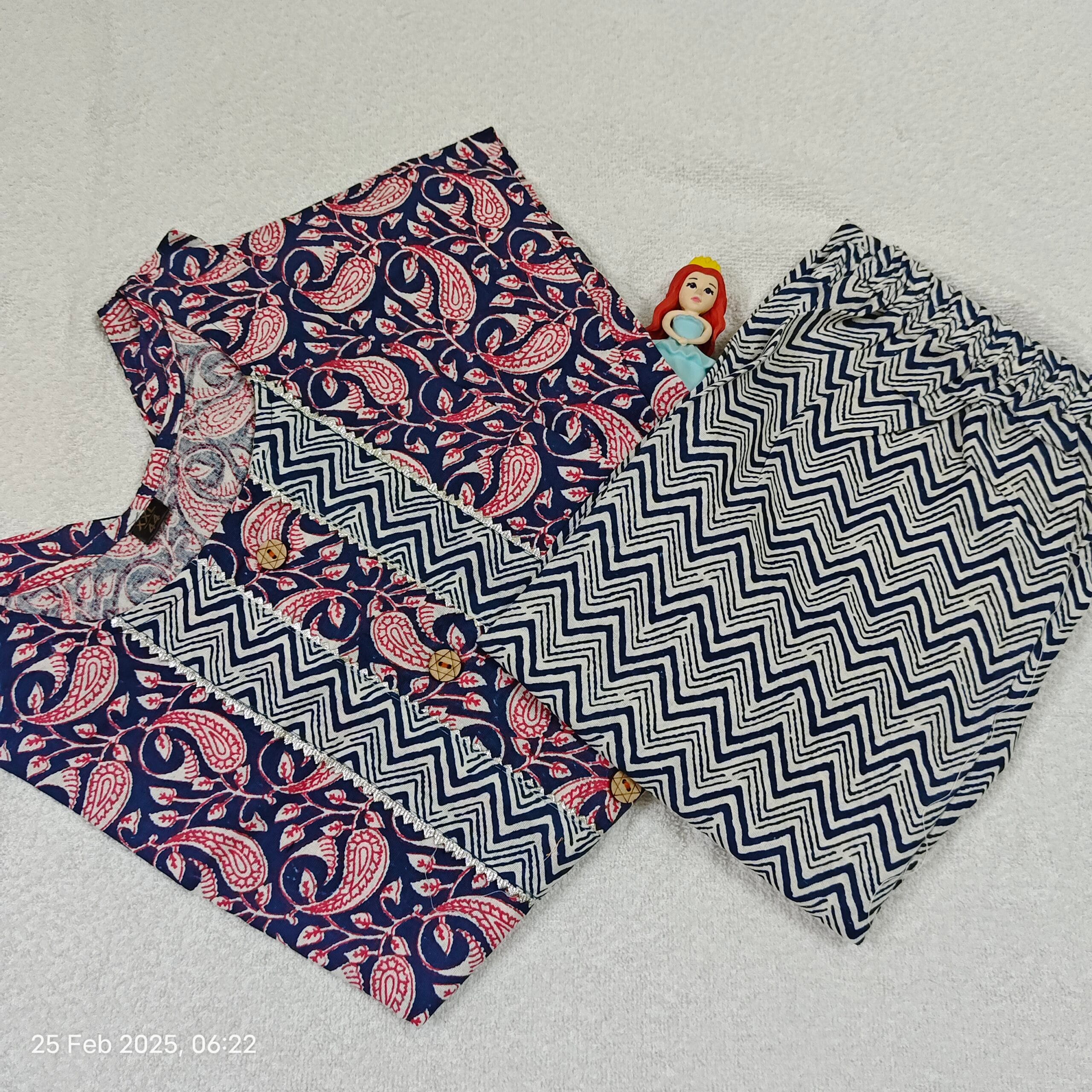 Cotton top with bottom