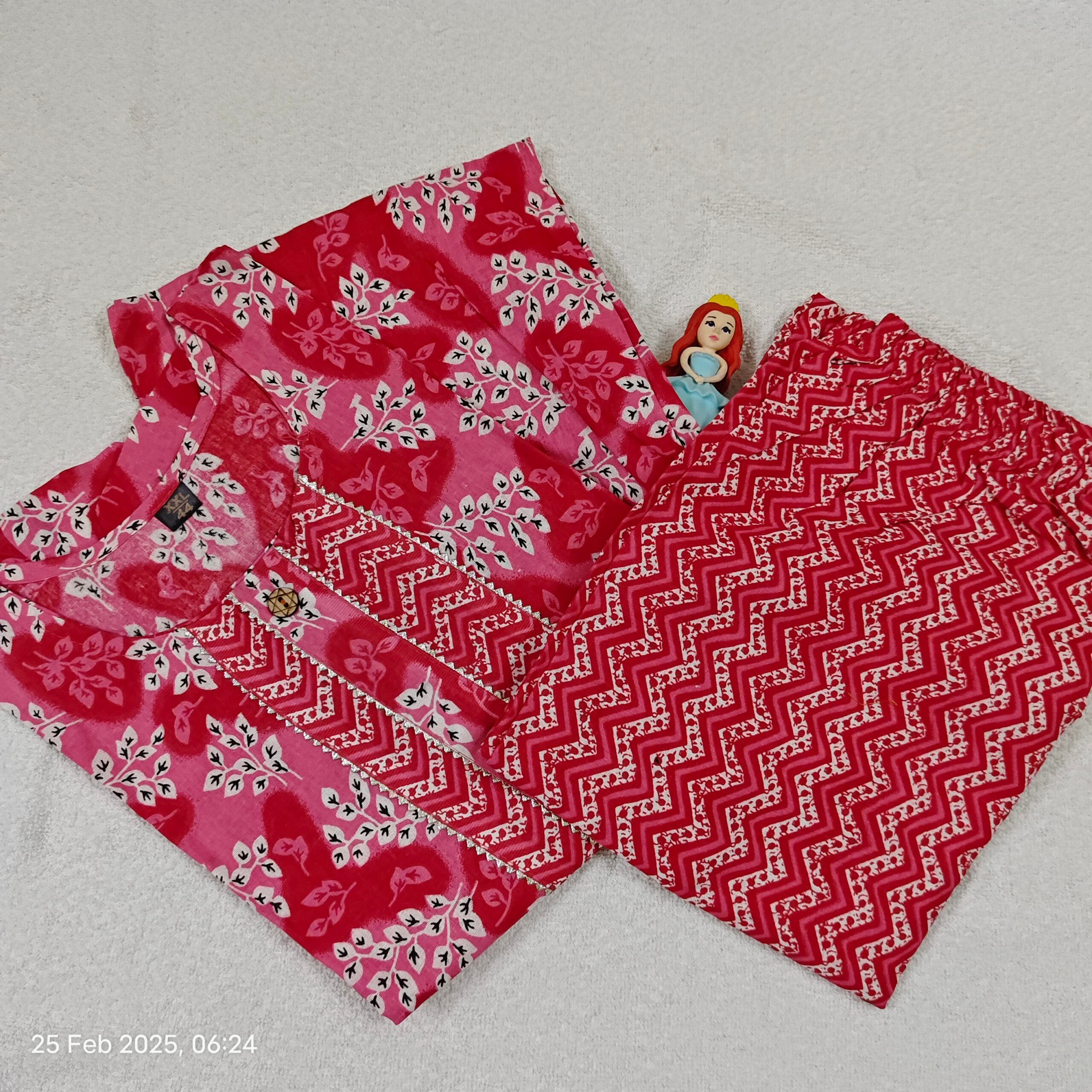 Cotton top with bottom